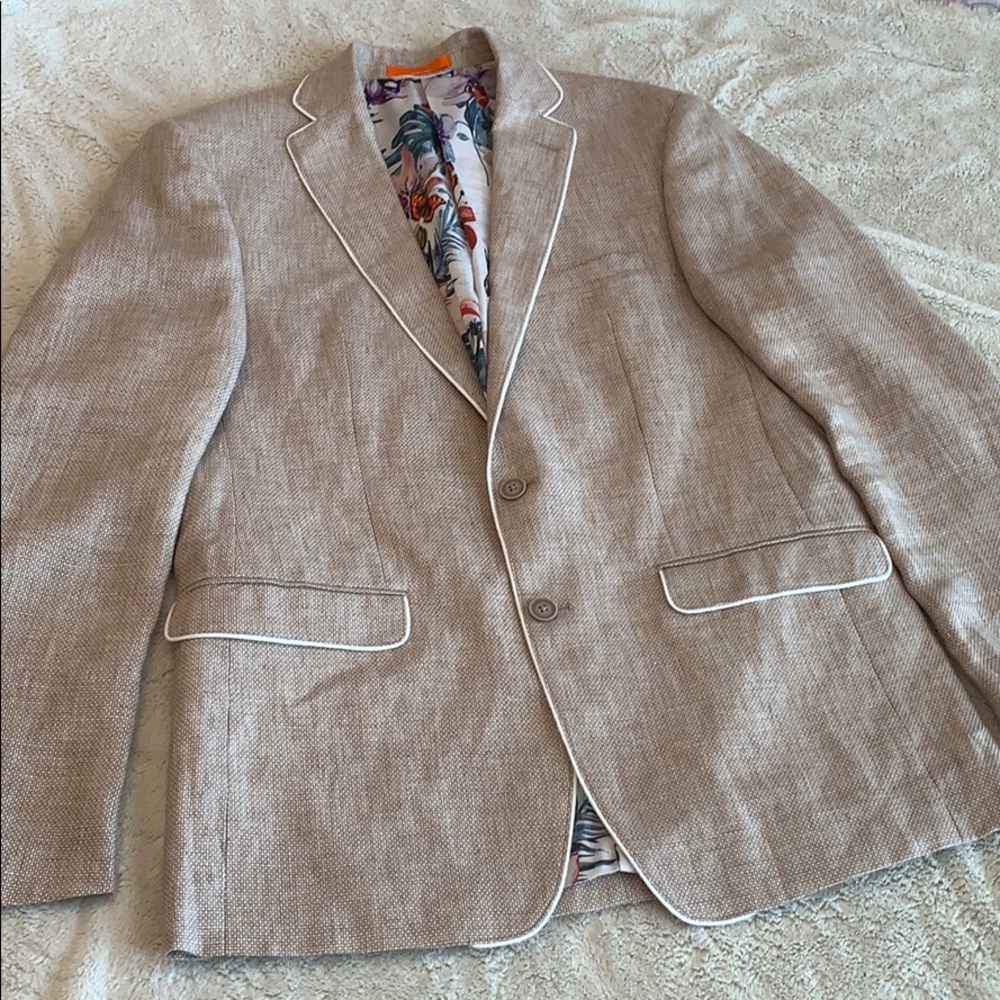 NWOT Tallia Men’s Slim-Fit Tan Suit Jacket, 40R